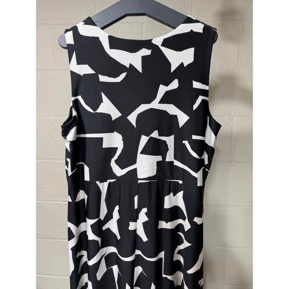 Avenue Womens 18/20 Black White Geometric Twist Front Sleeveless Maxi Dress - Picture 6 of 8